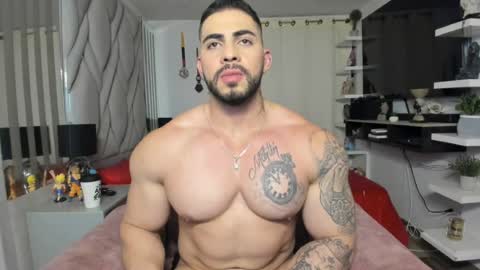 frank_foxx1 online show from June 17, 5:09 am