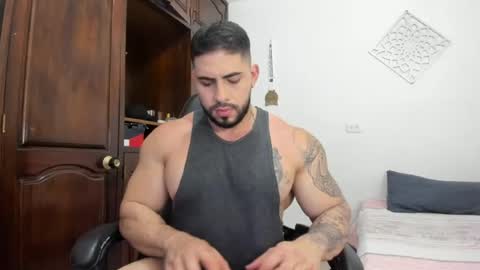 frank_foxx1 online show from July 23, 5:48 am