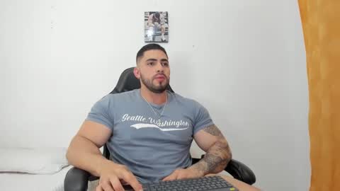 frank_foxx1 online show from October 9, 3:55 am