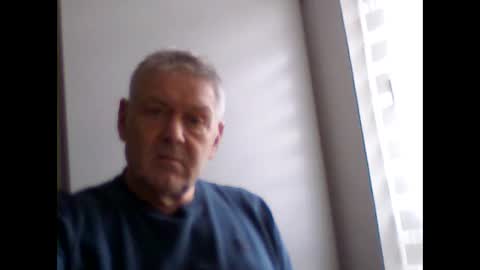 frannkboy61 online show from March 21, 10:41 am