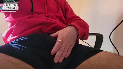 Snapshot of freakovix chatting on January 24, 12:31 pm FreakoVix      online show from January 24, 12:31 pm