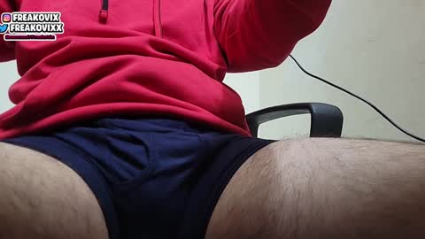 Snapshot of freakovix chatting on January 25, 4:03 pm FreakoVix      online show from January 25, 4:03 pm