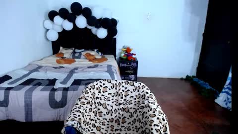 freddy romans online show from October 10, 4:39 am