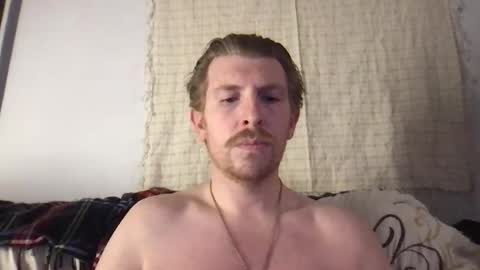 Freddy Foot Balls online show from April 8, 12:33 am