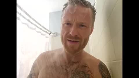 freefallin2222 online show from March 2, 7:15 am