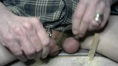 I am a total slave slut. I would like to have multiple owners to use me every day. online show from December 8, 8:58 pm