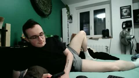 Ian online show from February 25, 12:39 pm