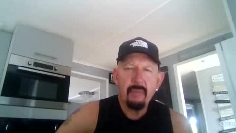 Snapshot of friskyneedsum chatting on October 15, 12:46 pm bob online show from October 15, 12:46 pm