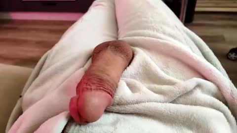 frizzis online show from April 2, 4:32 am