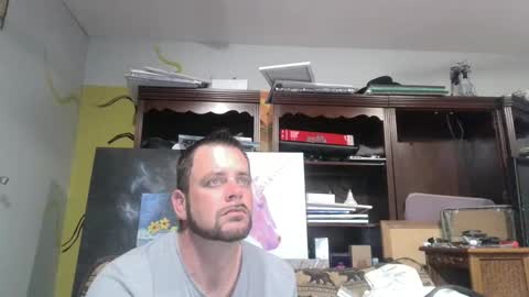 frostydhoman1221 online show from March 1, 8:57 am