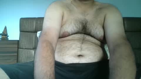 Snapshot of fruti_loops chatting on January 18, 9:56 am fruti loops  Bull online show from January 18, 9:56 am