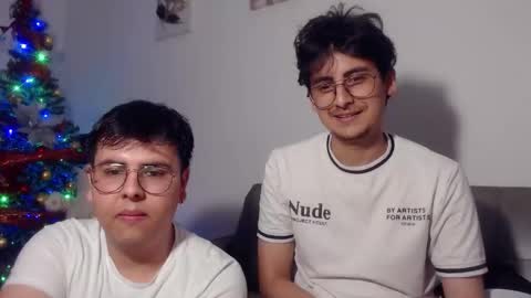 uwu online show from November 10, 10:26 pm