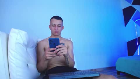 fuck_destruction online show from January 22, 2:35 pm