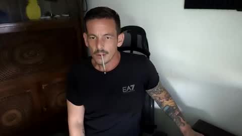 Snapshot of fuckforlife76 chatting on October 10, 10:31 am Tony online show from October 10, 10:31 am