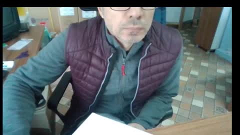 Bruchus online show from February 10, 7:35 am