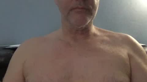 Snapshot of fuertecock chatting on February 9, 3:53 am Gregorio online show from February 9, 3:53 am