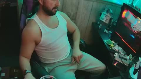 fufupop online show from December 18, 6:20 am