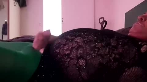 Pizzaz online show from February 14, 7:49 am