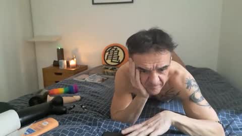 Snapshot of fullartofsex chatting on February 10, 2:16 pm FullArtOfSex online show from February 10, 2:16 pm