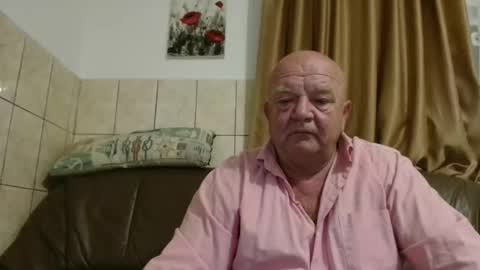 Snapshot of fullballs6 chatting on September 25, 3:05 am fullballs6 online show from September 25, 3:05 am