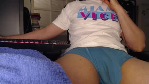 Pablo Longaniza online show from November 6, 7:17 pm