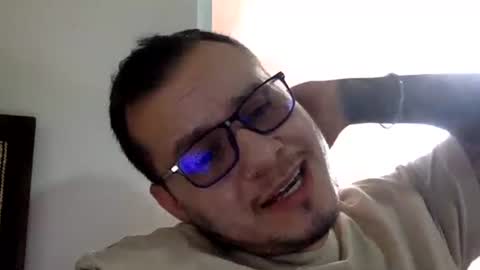 Snapshot of funnyboys18 chatting on March 11, 6:52 pm Zanty online show from March 11, 6:52 pm