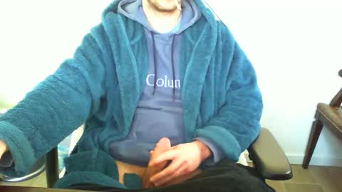 YWhiteNiceMan online show from March 3, 11:17 am