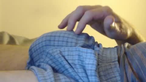 Snapshot of funtime072 chatting on January 5, 10:21 am funtime072 online show from January 5, 10:21 am