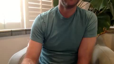 Snapshot of funtimes4us32 chatting on December 3, 4:17 pm Funtimes4us32 online show from December 3, 4:17 pm