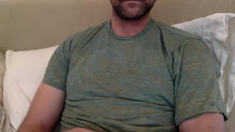 Snapshot of funtimes4us32 chatting on December 17, 5:26 pm Funtimes4us32 online show from December 17, 5:26 pm