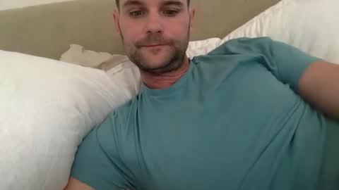 Snapshot of funtimes4us32 chatting on December 13, 5:54 pm Funtimes4us32 online show from December 13, 5:54 pm