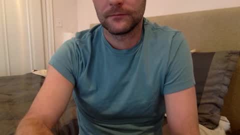 Snapshot of funtimes4us32 chatting on January 7, 4:37 pm Funtimes4us32 online show from January 7, 4:37 pm