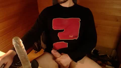 Erik online show from November 18, 4:11 pm