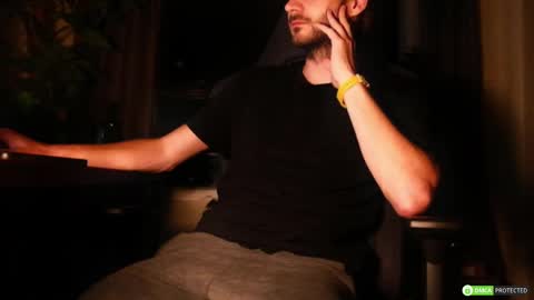 Snapshot of funtoshare_1 chatting on February 21, 9:45 am Fun to share online show from February 21, 9:45 am