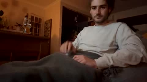 Snapshot of funtoshare_1 chatting on January 1, 1:59 pm Fun to share online show from January 1, 1:59 pm