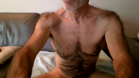 Snapshot of furrydawg chatting on September 29, 4:36 pm furrydawg online show from September 29, 4:36 pm