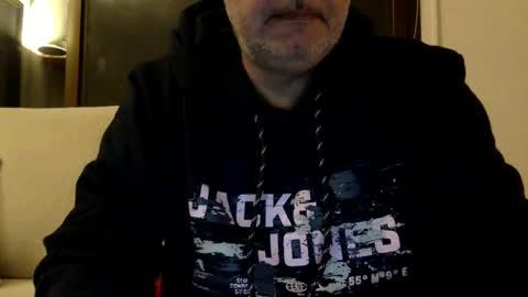 futbolin95 online show from March 8, 6:35 pm