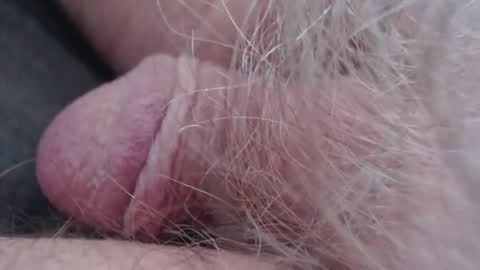 Mark online show from April 18, 11:04 pm