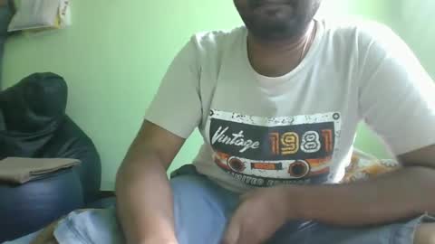 Snapshot of g0lu_ chatting on February 3, 6:13 am Nunnu online show from February 3, 6:13 am