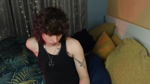 Ian online show from January 11, 1:54 am