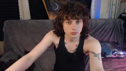 Ian online show from May 27, 1:57 am