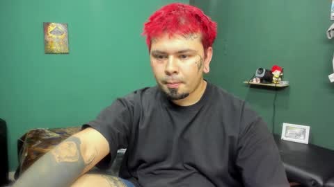 independient model online show from November 3, 12:26 am