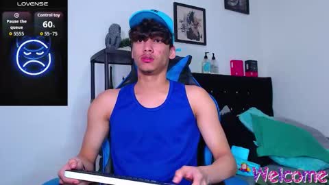 gael_jones online show from November 20, 2:44 am