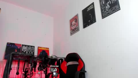 Snapshot of gaeloconner chatting on February 19, 4:55 am Gael Conner online show from February 19, 4:55 am