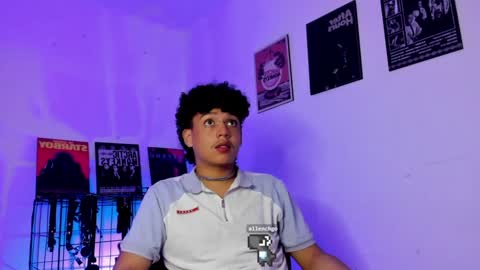 Snapshot of gaeloconner chatting on February 1, 3:08 am Gael Conner online show from February 1, 3:08 am