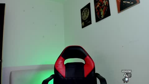 Snapshot of gaeloconner chatting on January 23, 3:37 am Gael Conner online show from January 23, 3:37 am