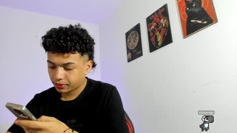 Snapshot of gaeloconner chatting on January 19, 12:28 pm Gael Conner online show from January 19, 12:28 pm