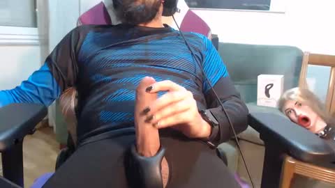 Snapshot of gag0nmyc0ck chatting on February 1, 4:03 am your master online show from February 1, 4:03 am