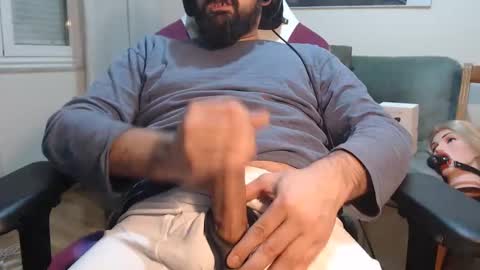 Snapshot of gag0nmyc0ck chatting on February 6, 10:43 pm your master online show from February 6, 10:43 pm