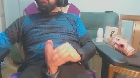 Snapshot of gag0nmyc0ck chatting on February 19, 11:04 pm your master online show from February 19, 11:04 pm